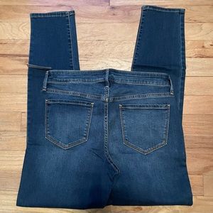 NEW Old Navy women’s The rockstar mid rise jeans size 10 NWT